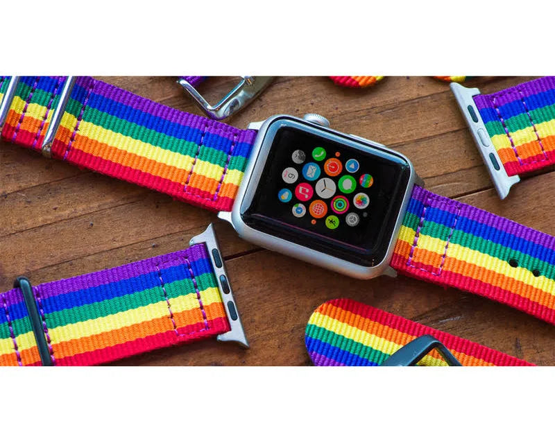 Apple band Rainbow Pride edition