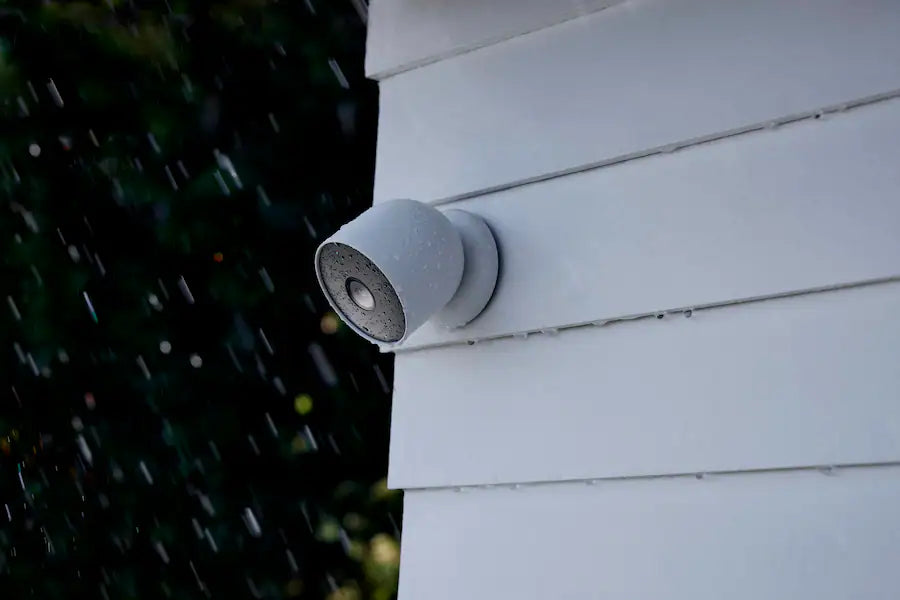 Google - Nest Cam Indoor/Outdoor Wire Free Security Camera